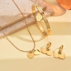 Moms Gift Set 18K Gold-Played Heart Charm Necklace Bracelet Earring Set